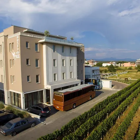 Hotel Villa Pace-2